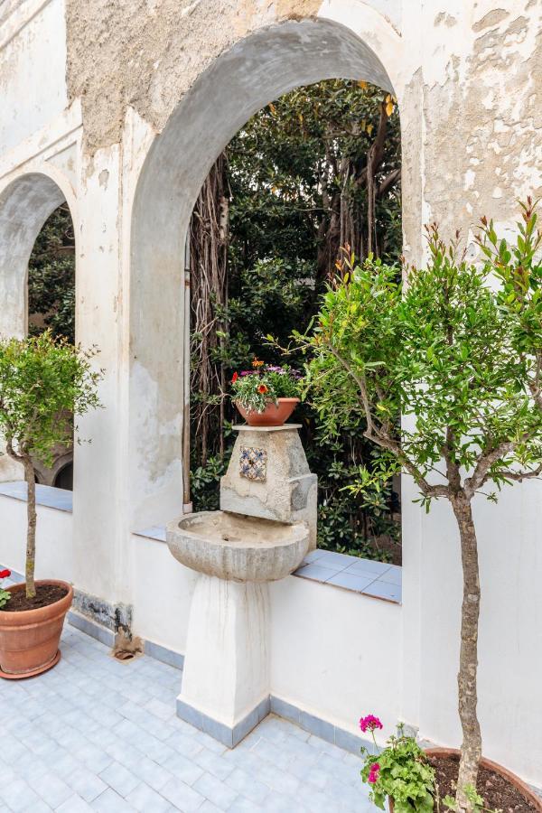 Dietro San Domenico Apartment Палермо Екстериор снимка