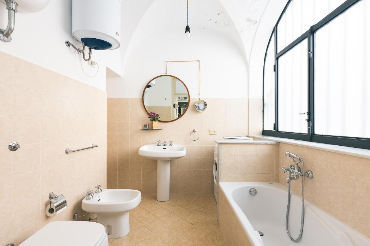Dietro San Domenico Apartment Палермо Екстериор снимка